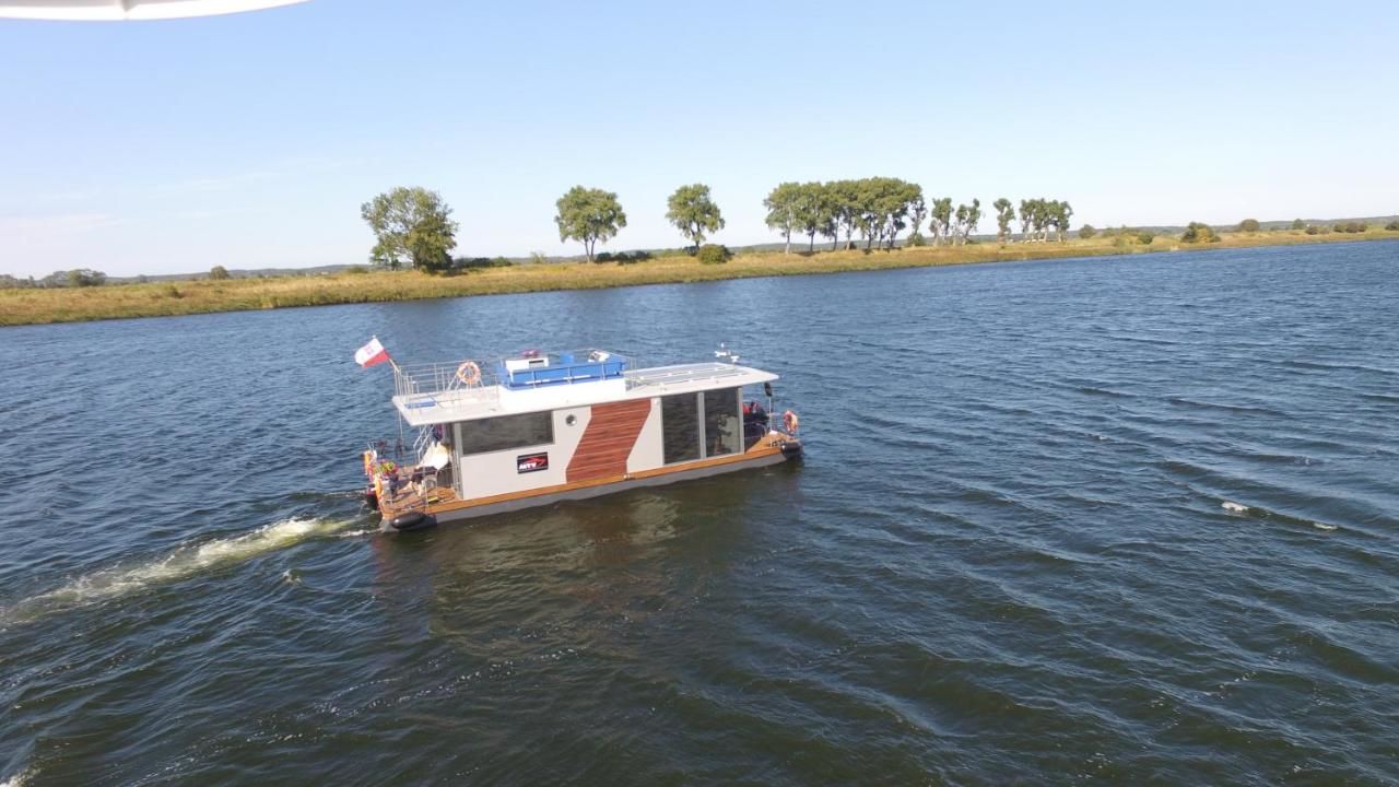 Ботели Houseboat Błotnik-16